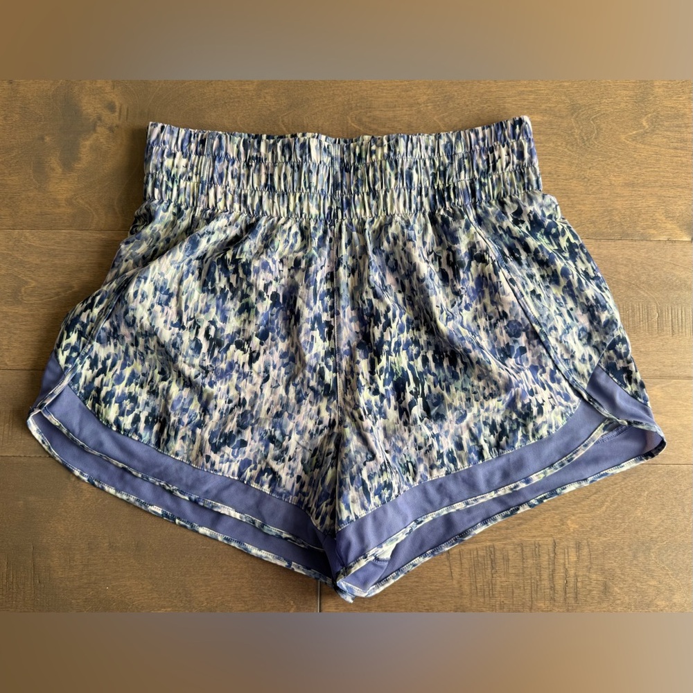 Athleta High Rise Mesh Racer Run 3" Shorts - Picture 7 of 12